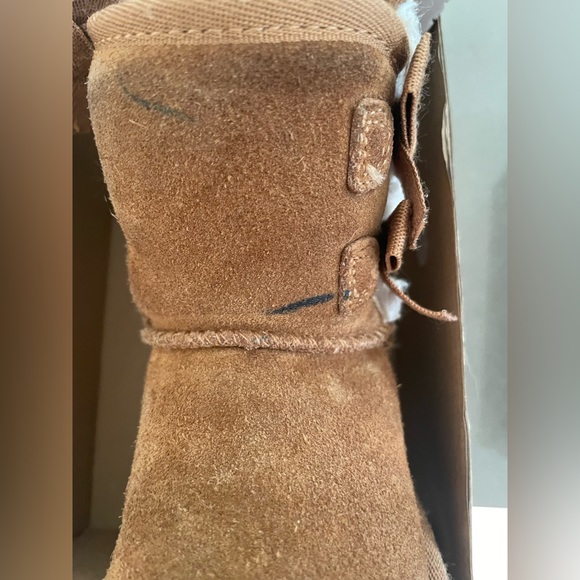 Kookaburra by Ugg booties - Picture 5 of 6